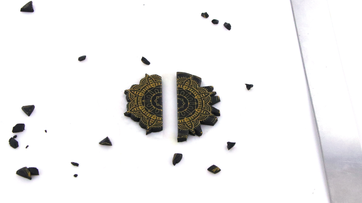 Boucles d'oreilles polymère ethniques et raffinées : Etape 4