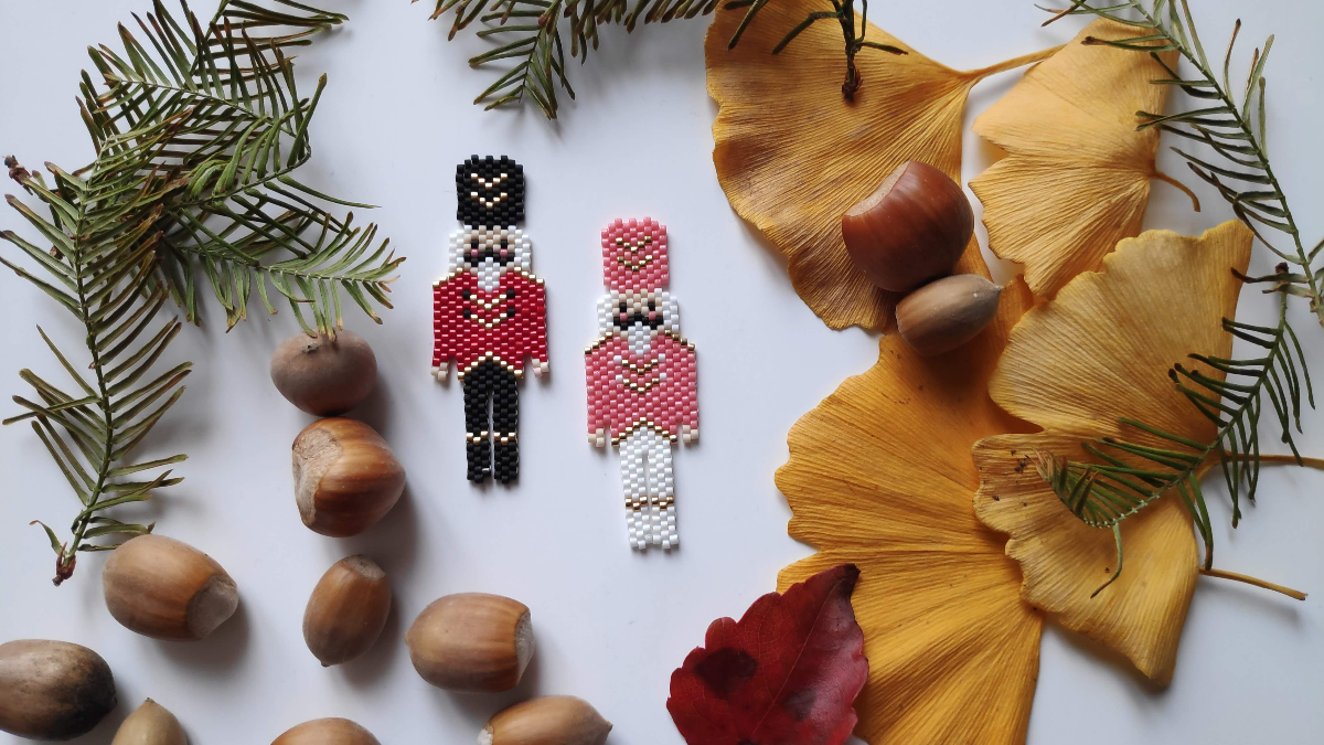 DIY tissage Noël brickstitch motif Casse Noisette en perles Miyuki Délicas : Etape 5