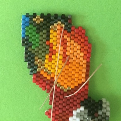 Perroquet en Brickstitch et Peyote : Etape 7