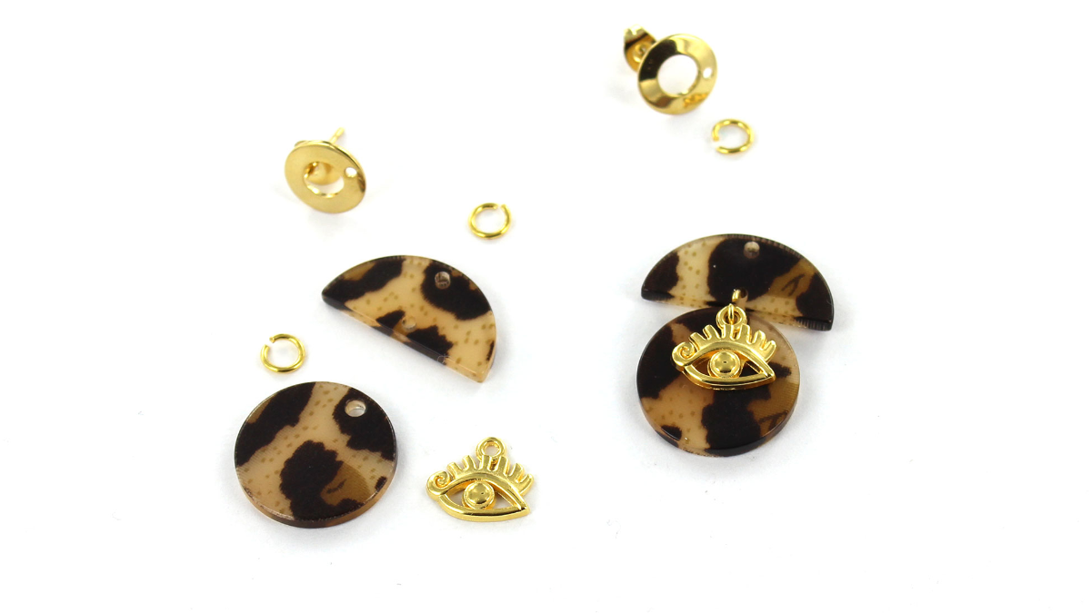 Boucles d'oreilles pendantes acétate Karine : Etape 2