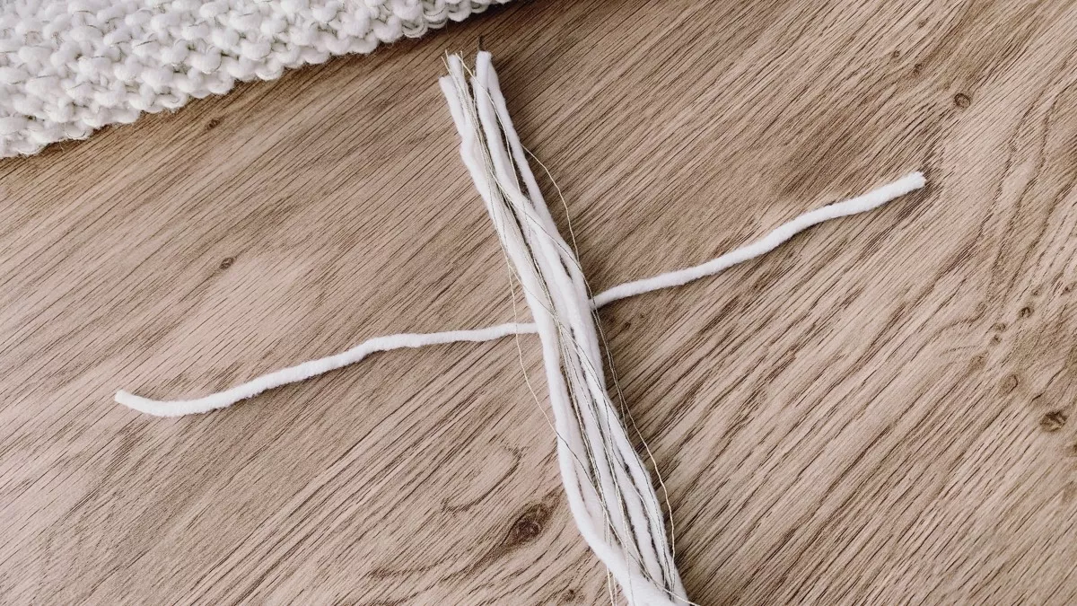 Pochette d'ordinateur chic au tricot avec insertion de perles métalliques et fil doré : Etape 11