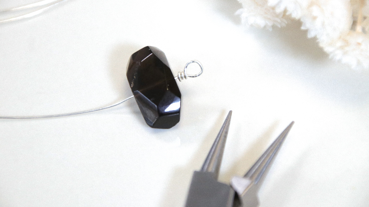 Collier chaîne boule en Argent 925 et pendentif en Quartz fumé : Etape 3