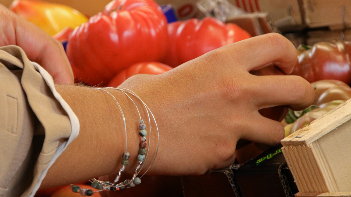 Bracelet semainier en argent 925 avec des pierres Howlite et Turquoise africaine