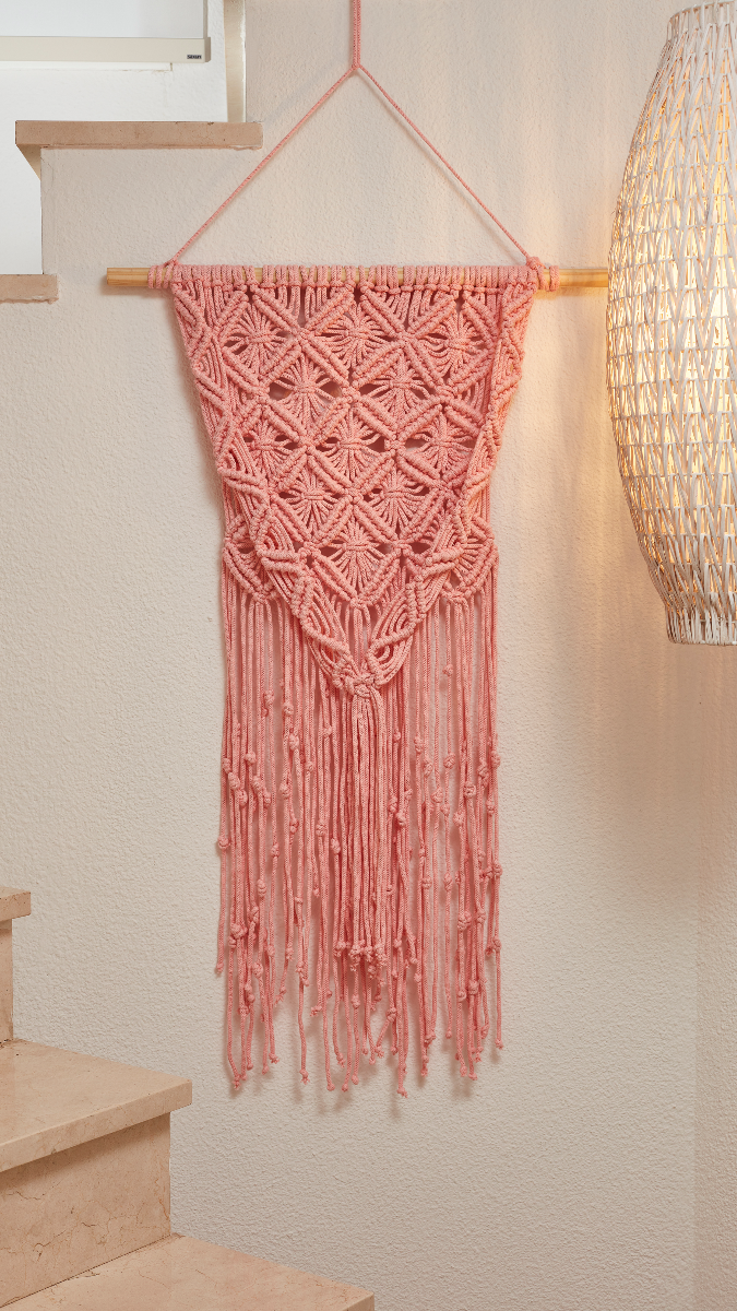 DIY Suspension murale tendance en nœuds macramé