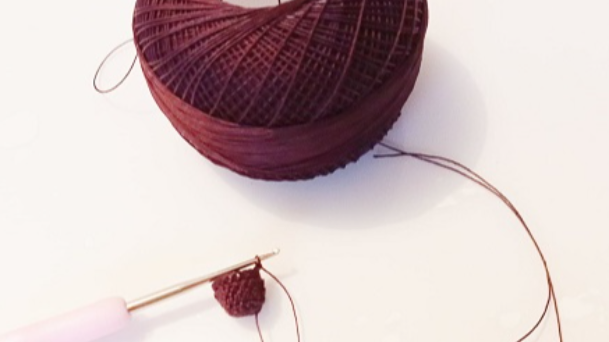 Collier spirale au crochet en mailles serrées avec perles Miyuki rocailles 15 : Etape 2