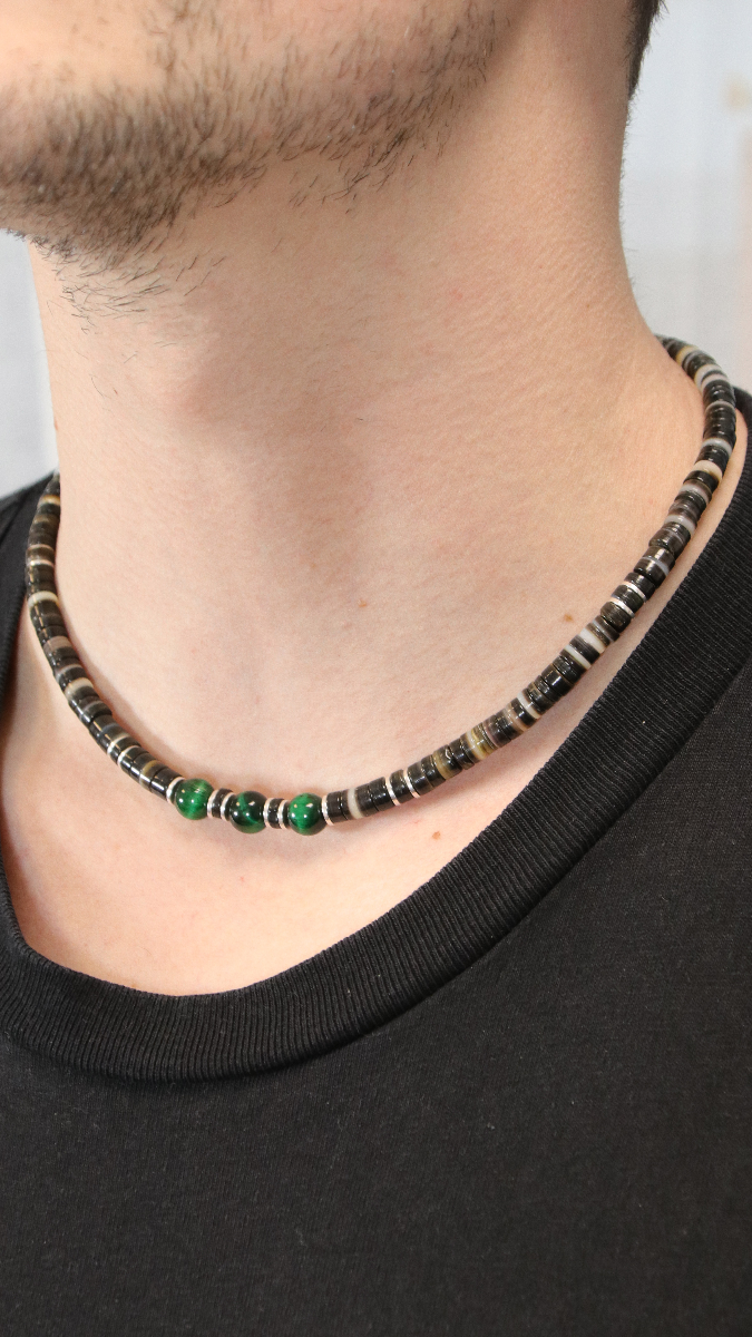 Schéma Collier surfeur pour homme heishis et oeil de tigre