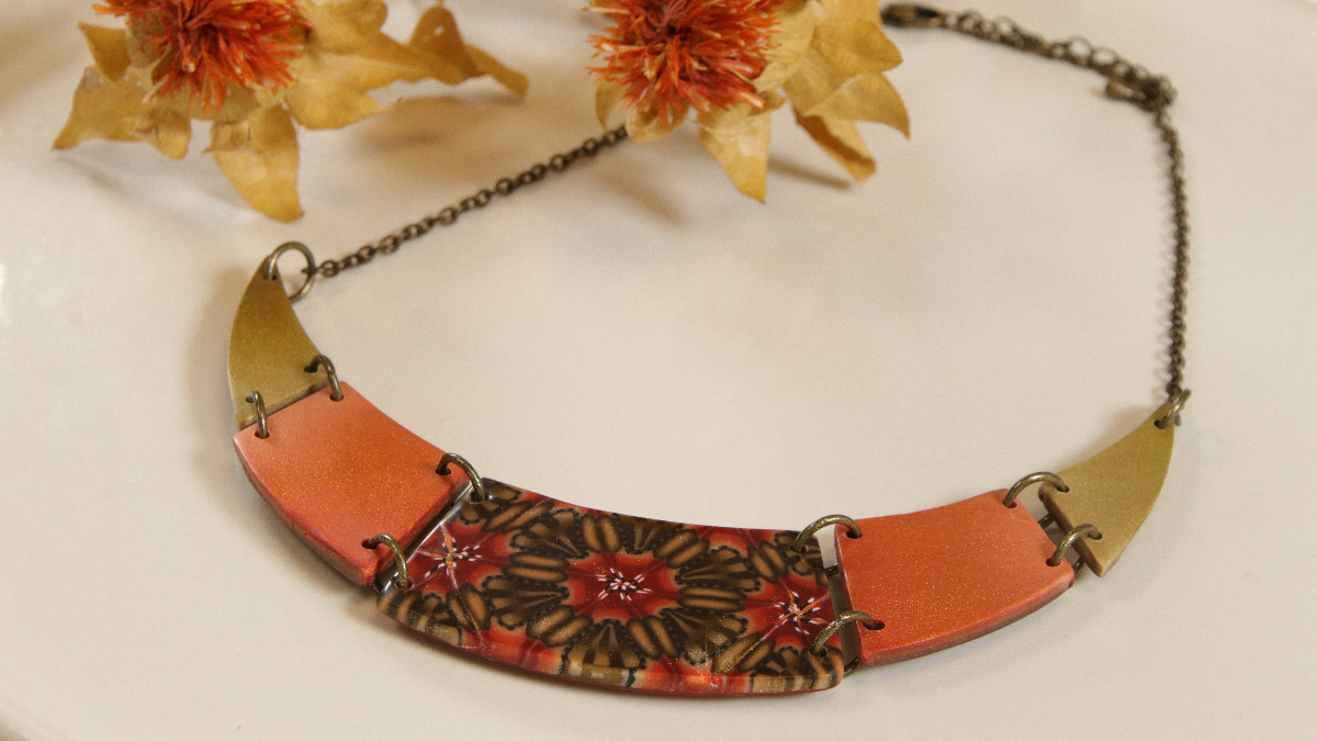 Schéma Collier plastron géométrique et cane kaléidoscope en pate polymère