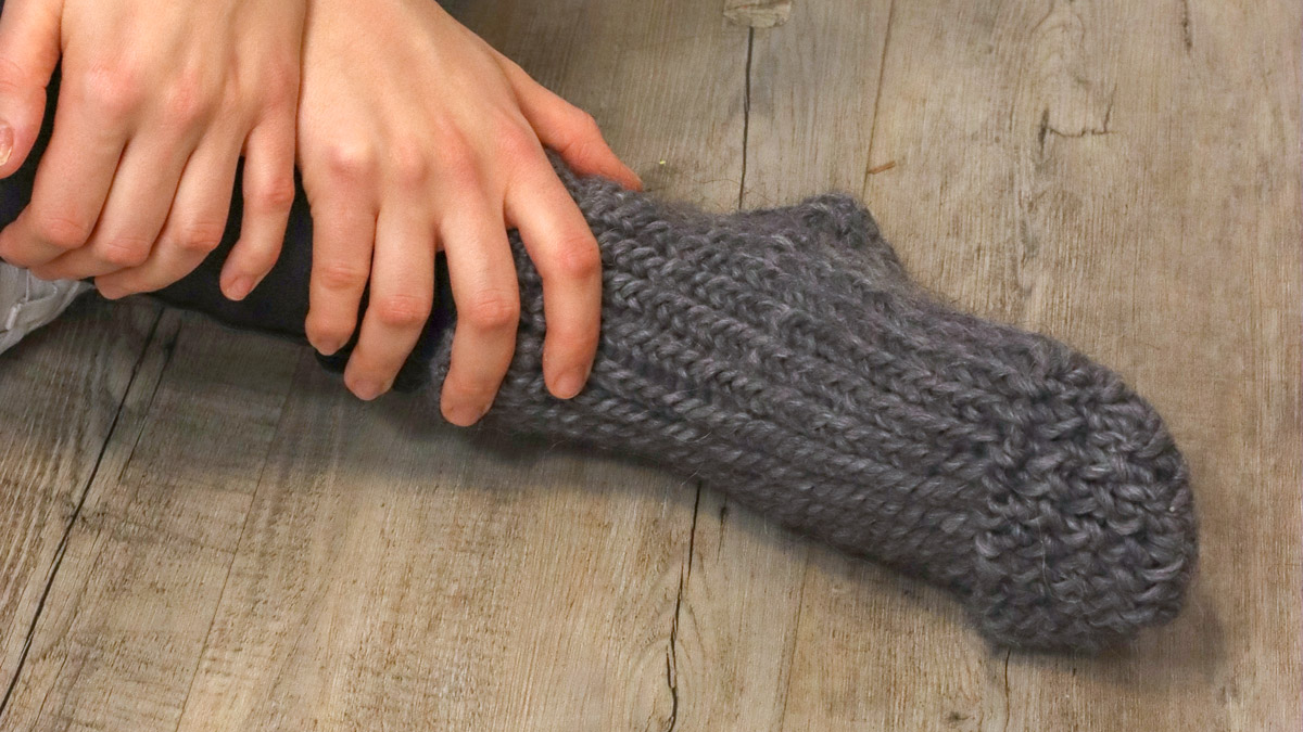 Schéma Tuto Chaussons en laine au tricotin circulaire géant