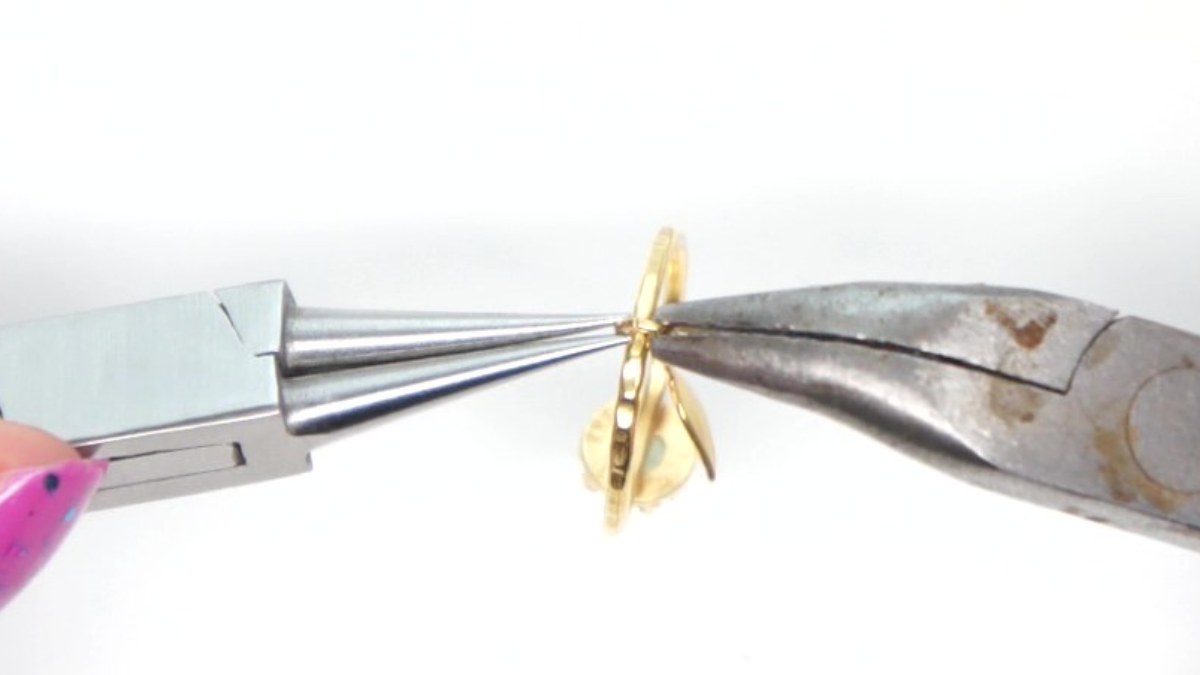 Bague Plaqué or cabochon Amazonite et étoile dorée : Etape 4