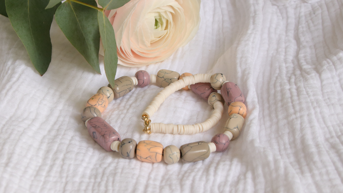 DIY collier en pâte polymère imitation perles howlite pastel