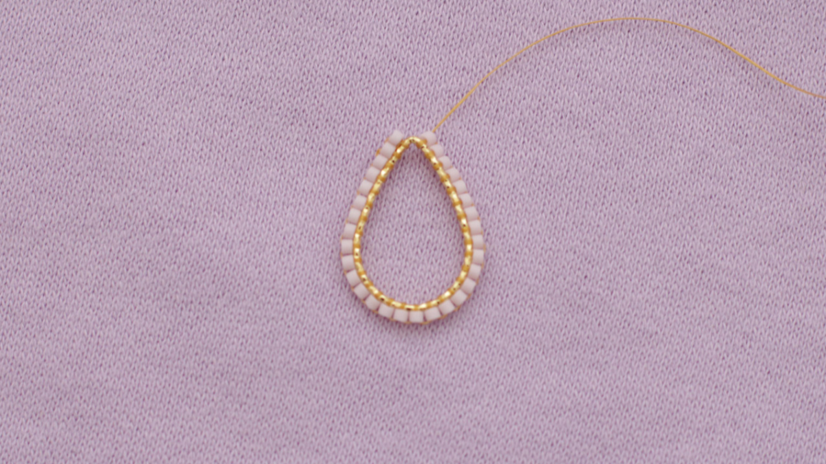 Tuto Boucles d'oreilles fleurs tissage Miyuki Brick stitch : Etape 4