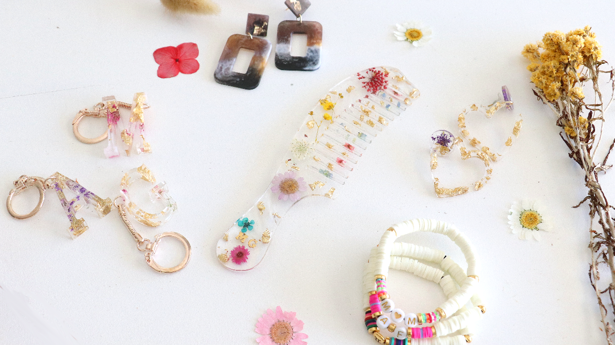 Schéma 4 idées cadeaux DIY pour la fête des mères à personnaliser