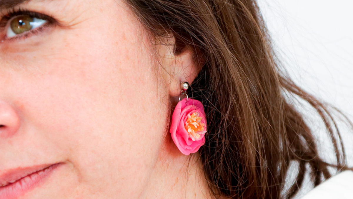 Boucles d'oreilles pivoines en pâte polymère