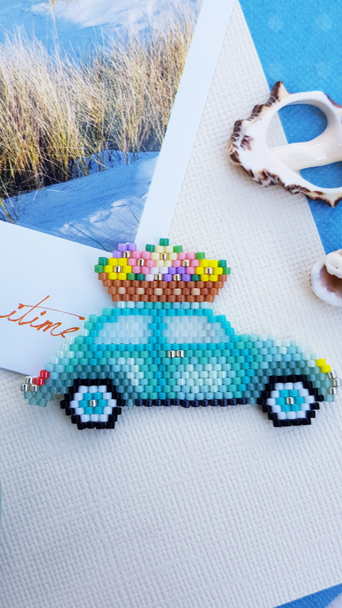 Schéma Voiture coccinelle et panier de fleurs en tissage de perles Miyuki Délicas 11/0 par Coeur Citron