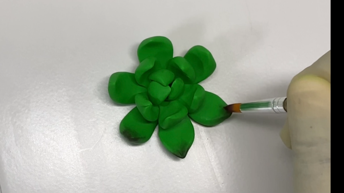 3 idées DIY pour recycler vos bocaux avec de la pâte polymère : Etape 14