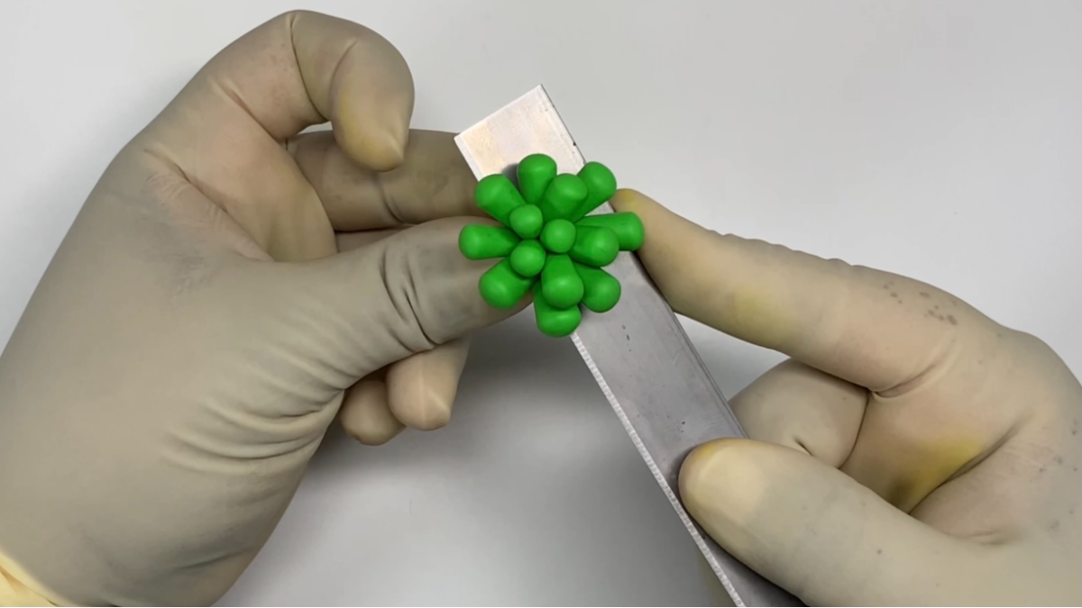 3 idées DIY pour recycler vos bocaux avec de la pâte polymère : Etape 23