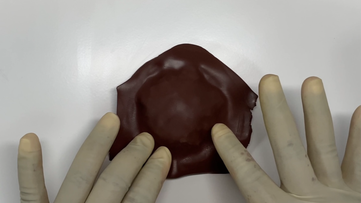 3 idées DIY pour recycler vos bocaux avec de la pâte polymère : Etape 30