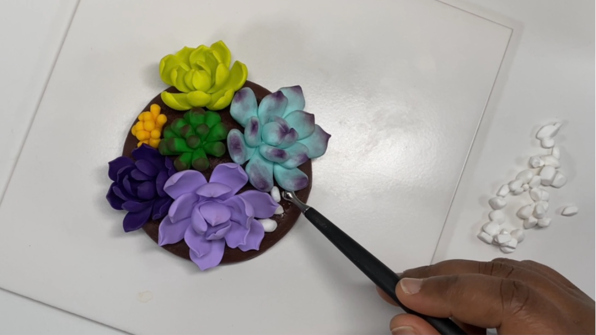 3 idées DIY pour recycler vos bocaux avec de la pâte polymère : Etape 37