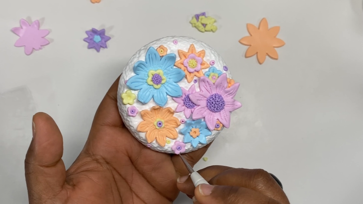 3 idées DIY pour recycler vos bocaux avec de la pâte polymère : Etape 54