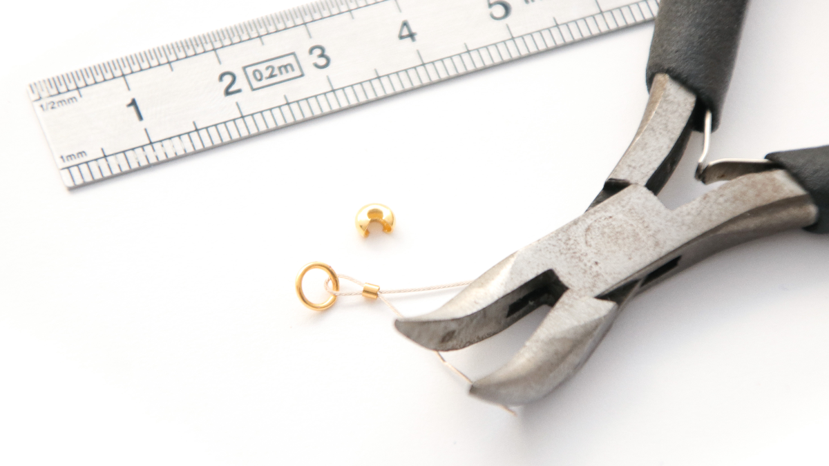 Bracelet Chevillère multirangs chaîne fantaisie et perles Miyuki : Etape 2