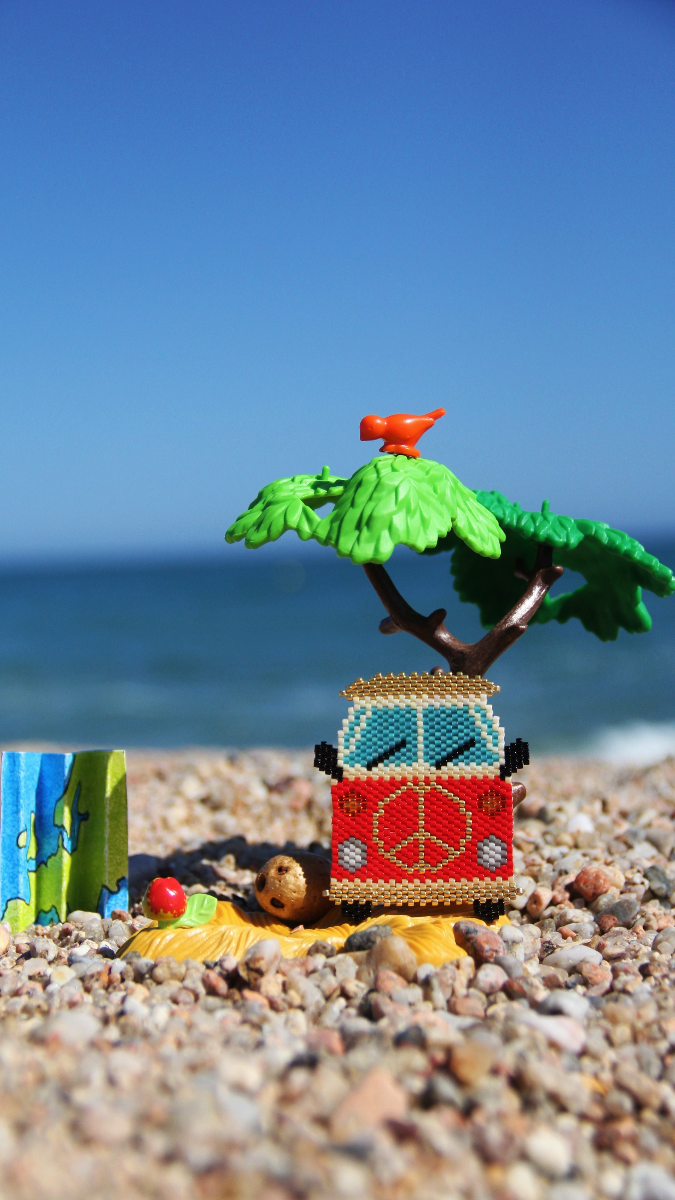 Schéma Tissage Van en brickstitch avec des perles Miyuki Delicas 11/0