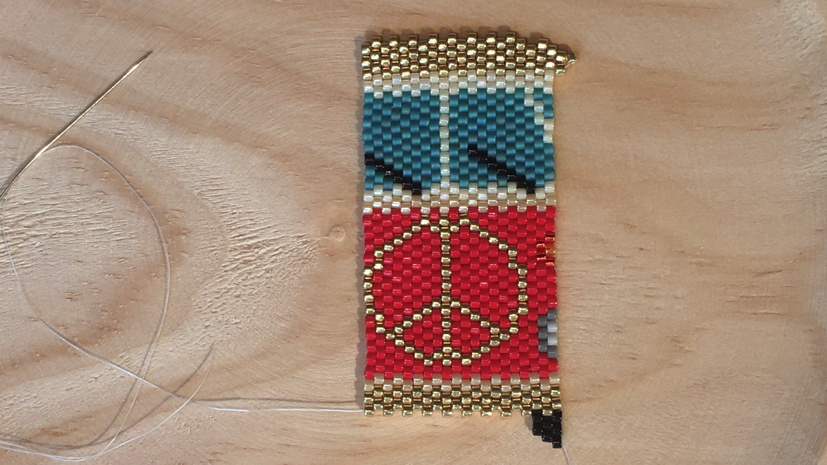 Tissage Van en brickstitch avec des perles Miyuki Delicas 11/0 : Etape 3