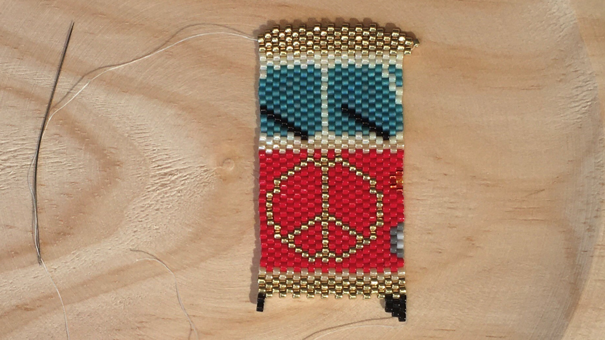 Tissage Van en brickstitch avec des perles Miyuki Delicas 11/0 : Etape 5