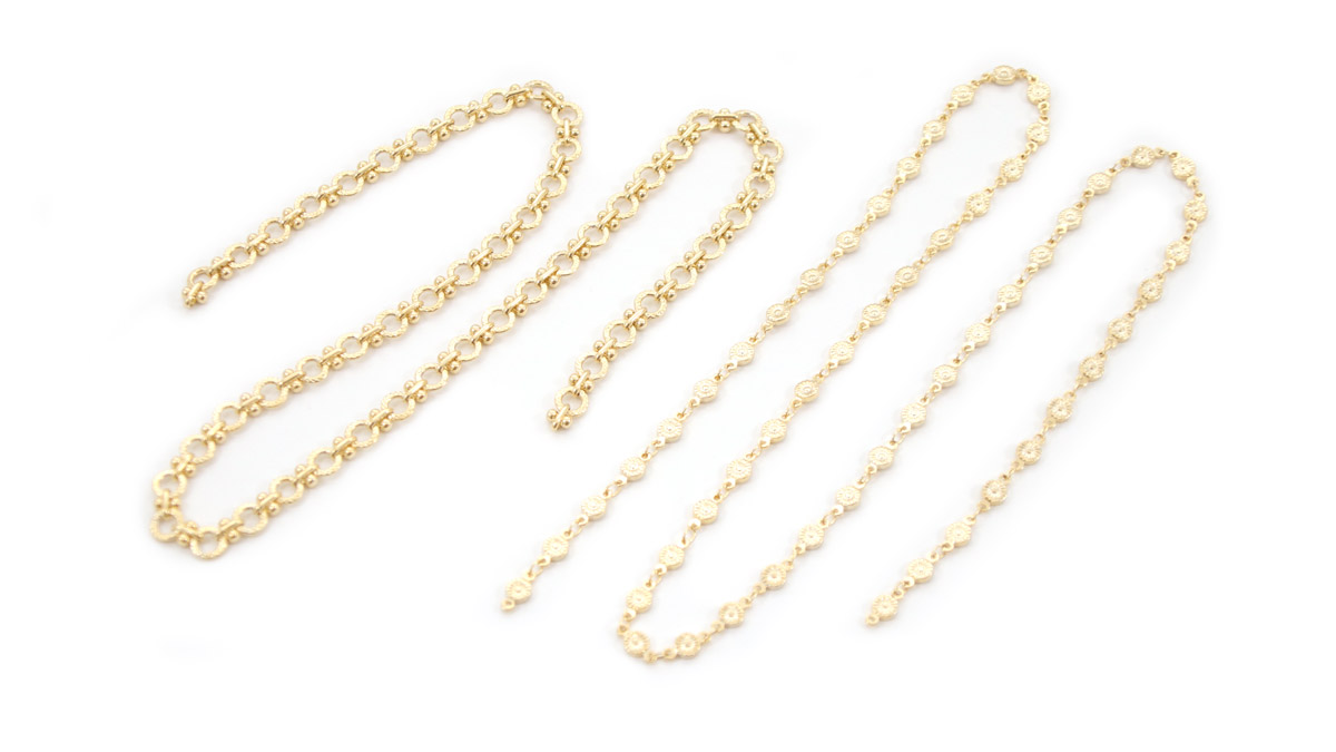 Tuto Collier Multirangs avec perles de rocailles rayées bleues et chaînes fantaisie : Etape 1