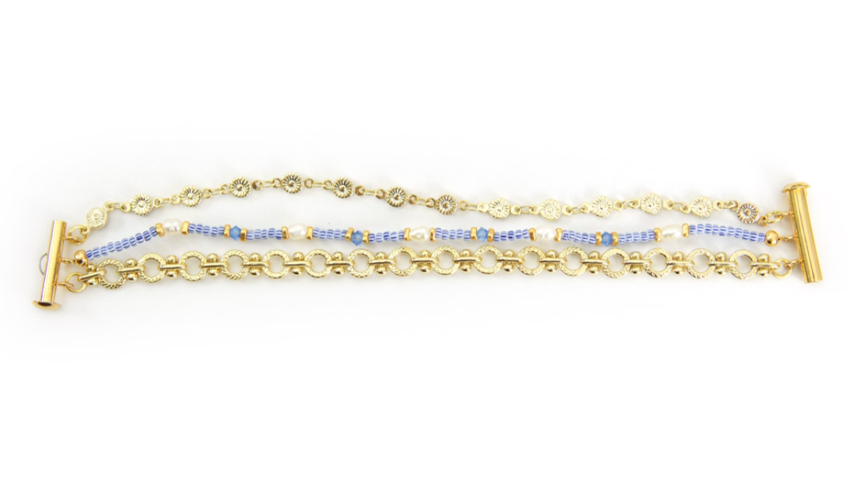 Tuto Collier Multirangs avec perles de rocailles rayées bleues et chaînes fantaisie : Etape 10