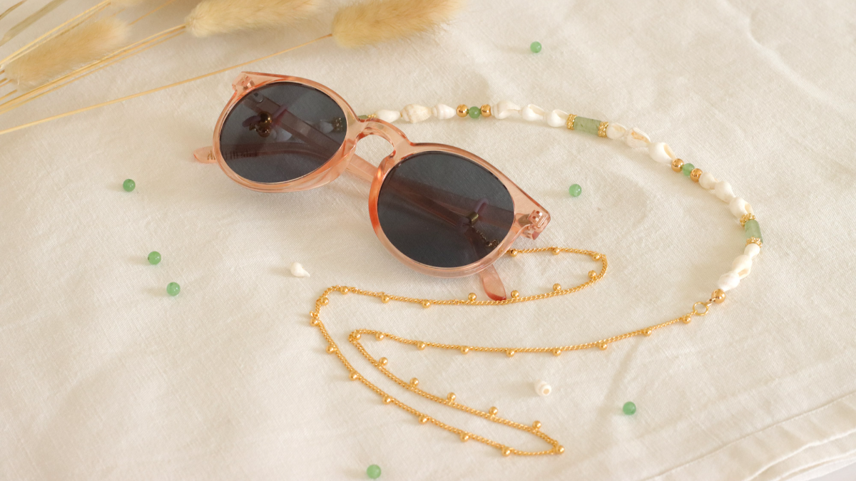Schéma DIY Chaine de lunettes coquillage et perles en Aventurine