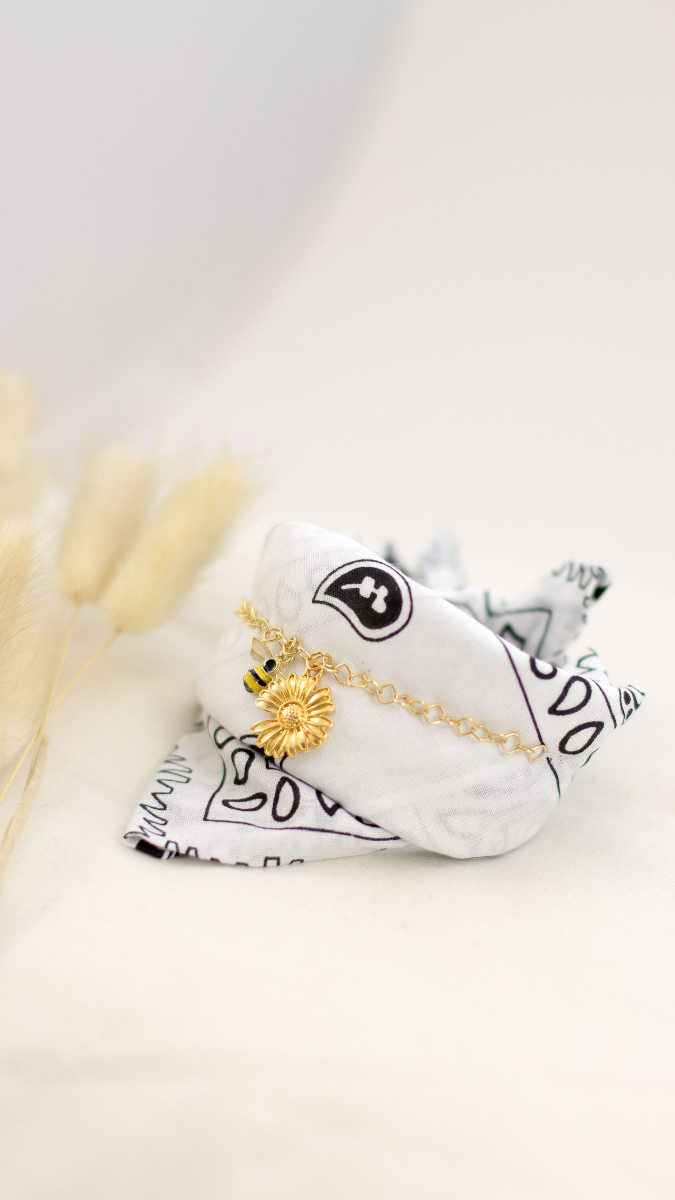 Schéma DIY Bracelet Bandana avec breloque abeille