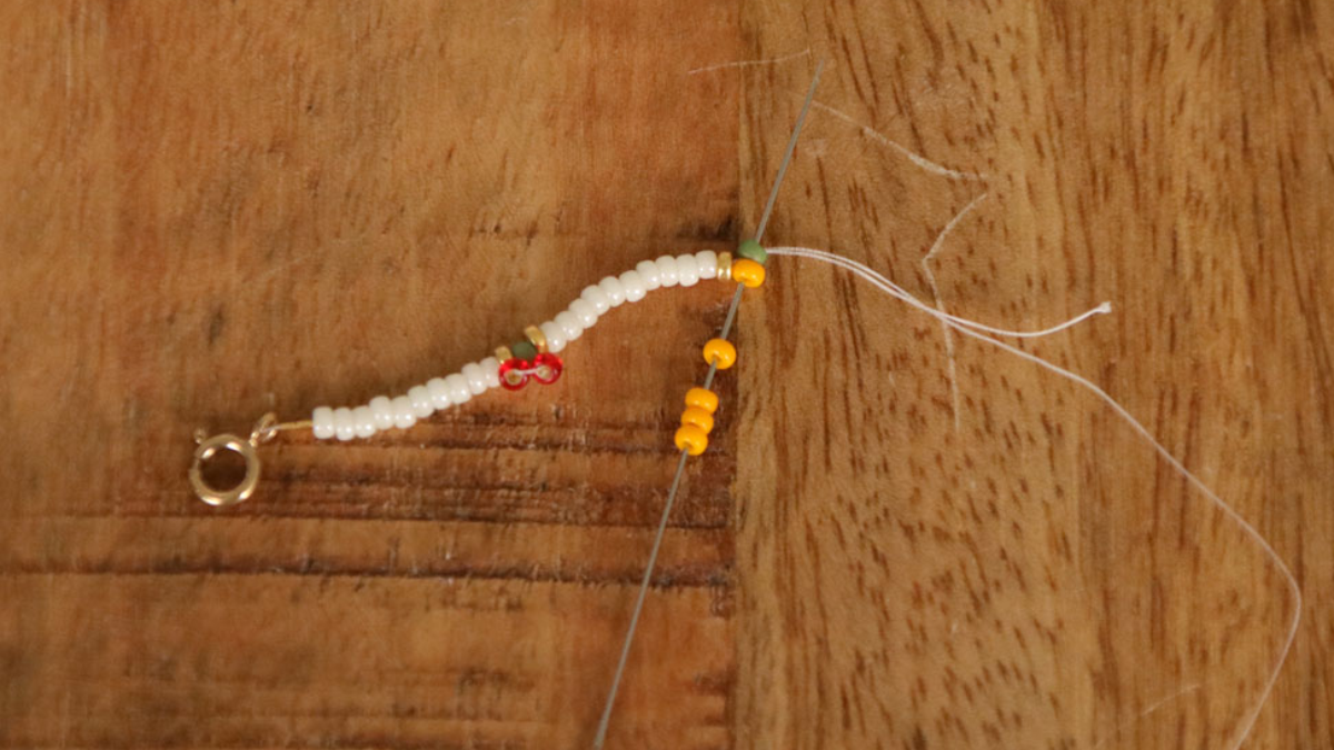 DIY Bracelet fruits en perles de rocailles : Etape 3