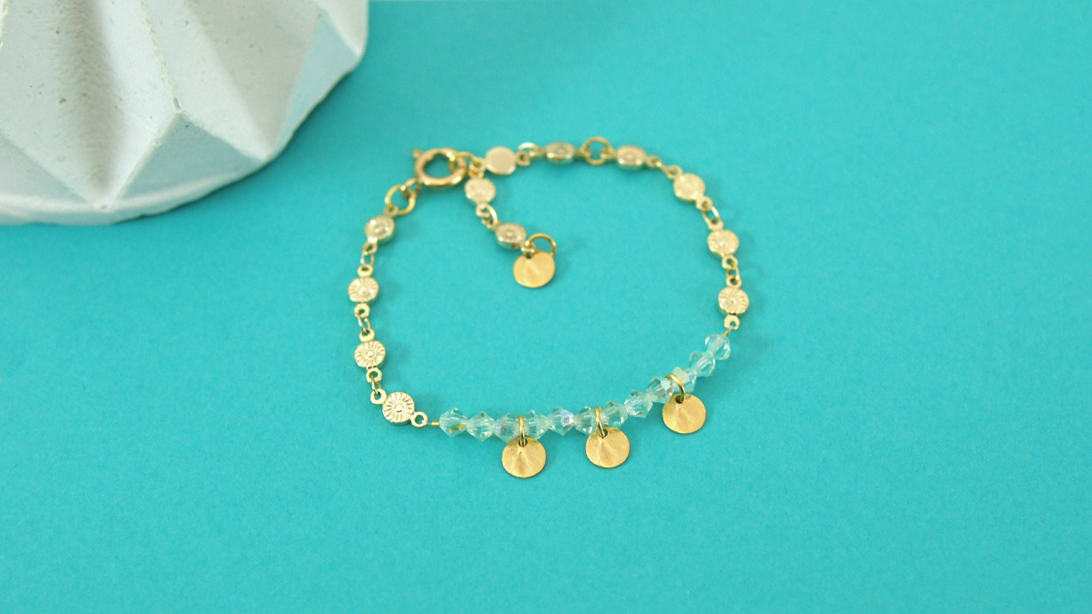 Schéma Bracelet en toupies cristal Preciosa et chaîne fleurs doré