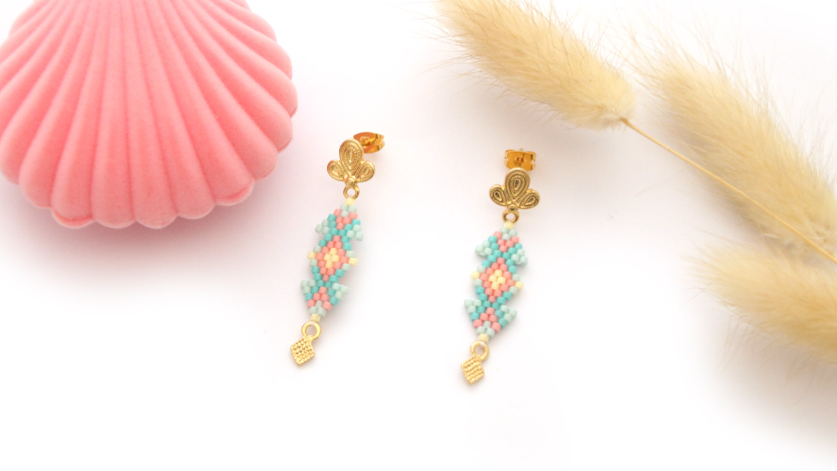 Grille de tissage Boucles d'oreilles Miyuki pastel en Brick Stitch