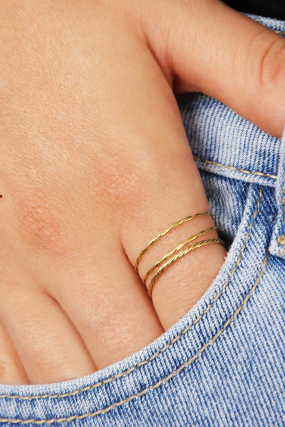 Tuto Bague fine torsadée pour femme