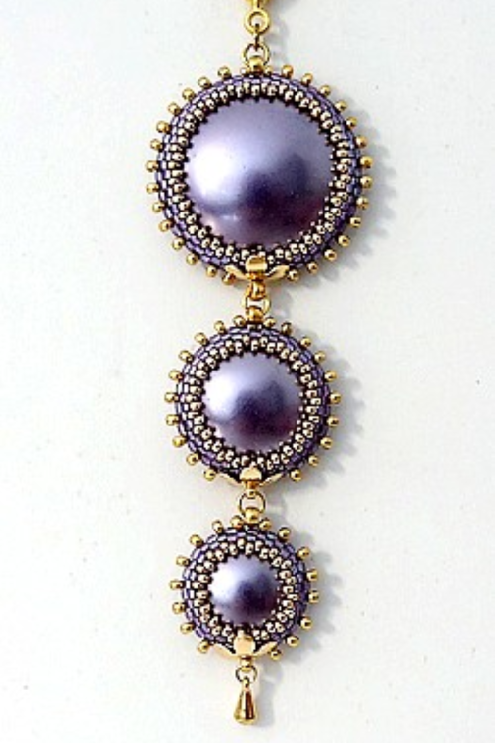 Schéma Pendentif Takamata avec cabochons par Puca sertis de rocailles Miyuki