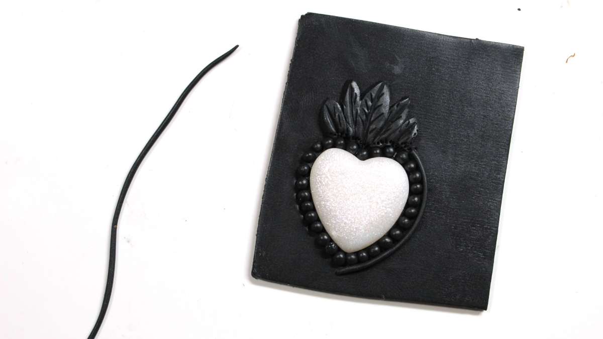 Bijoux ex-voto en pâte polymère Cernit : Etape 9