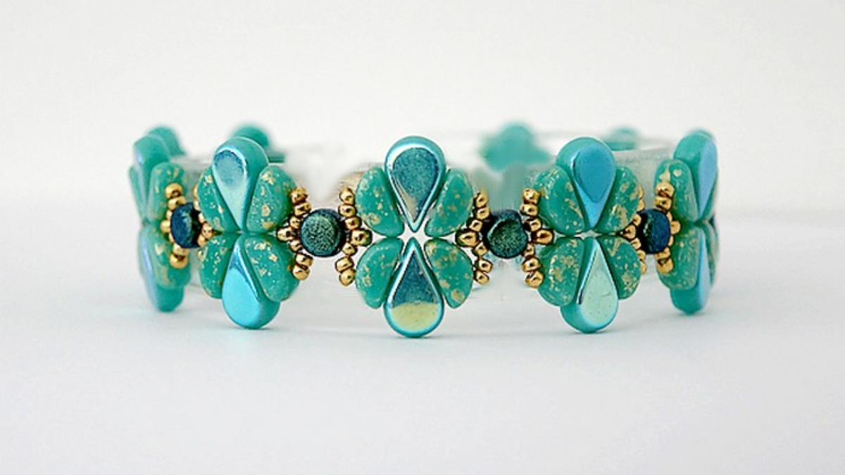 Bracelet Yona avec perles Kos, Amos et Kalos par Puca Bracelet Yona avec perles Kos, Amos et Kalos par Puca