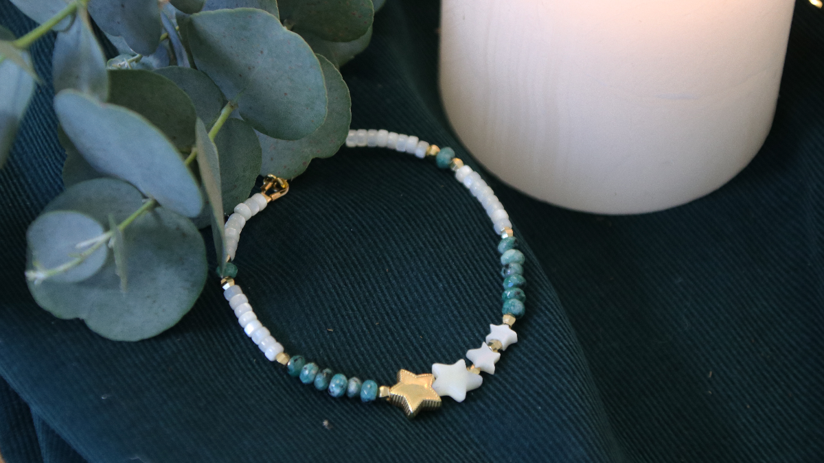 DIY Bracelet perles nacre étoile doré et vert turquoise