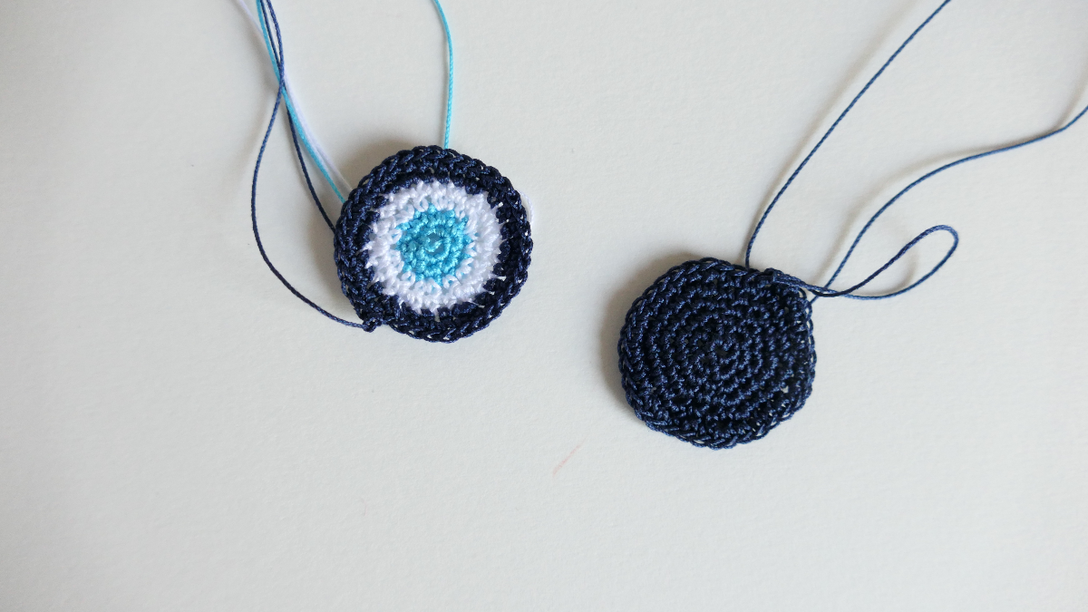 DIY Bagues amulettes porte-bonheur crochetées et rebrodées : Etape 2