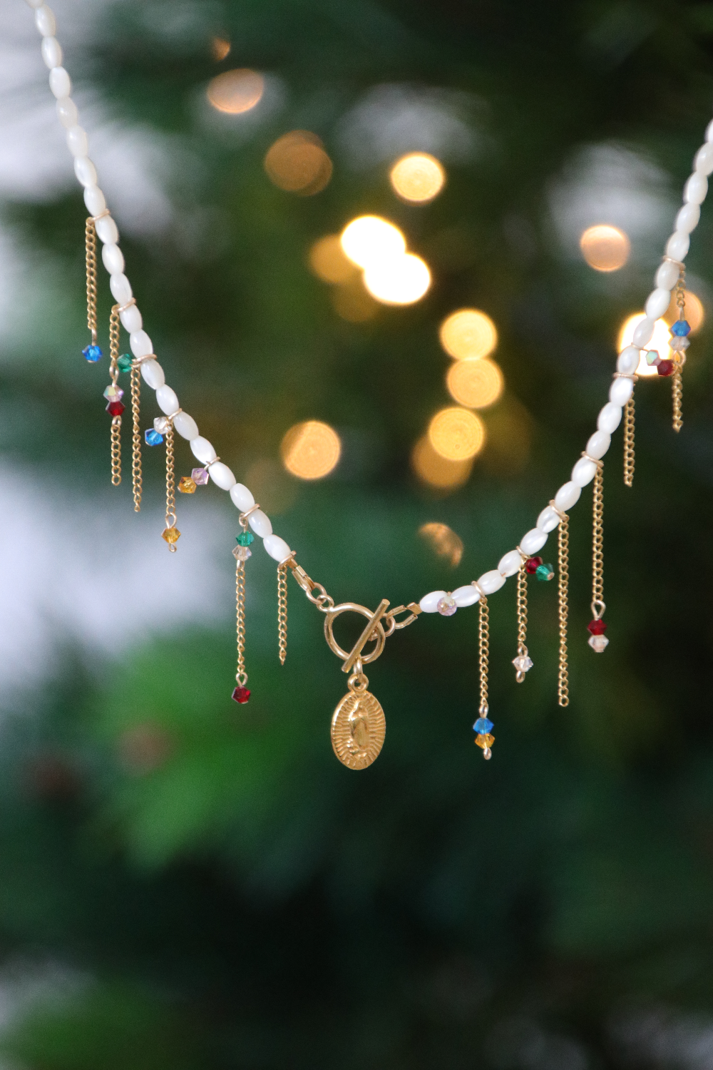 Schéma Collier DIY perles olive en nacre, chaînettes et perles toupies Preciosa