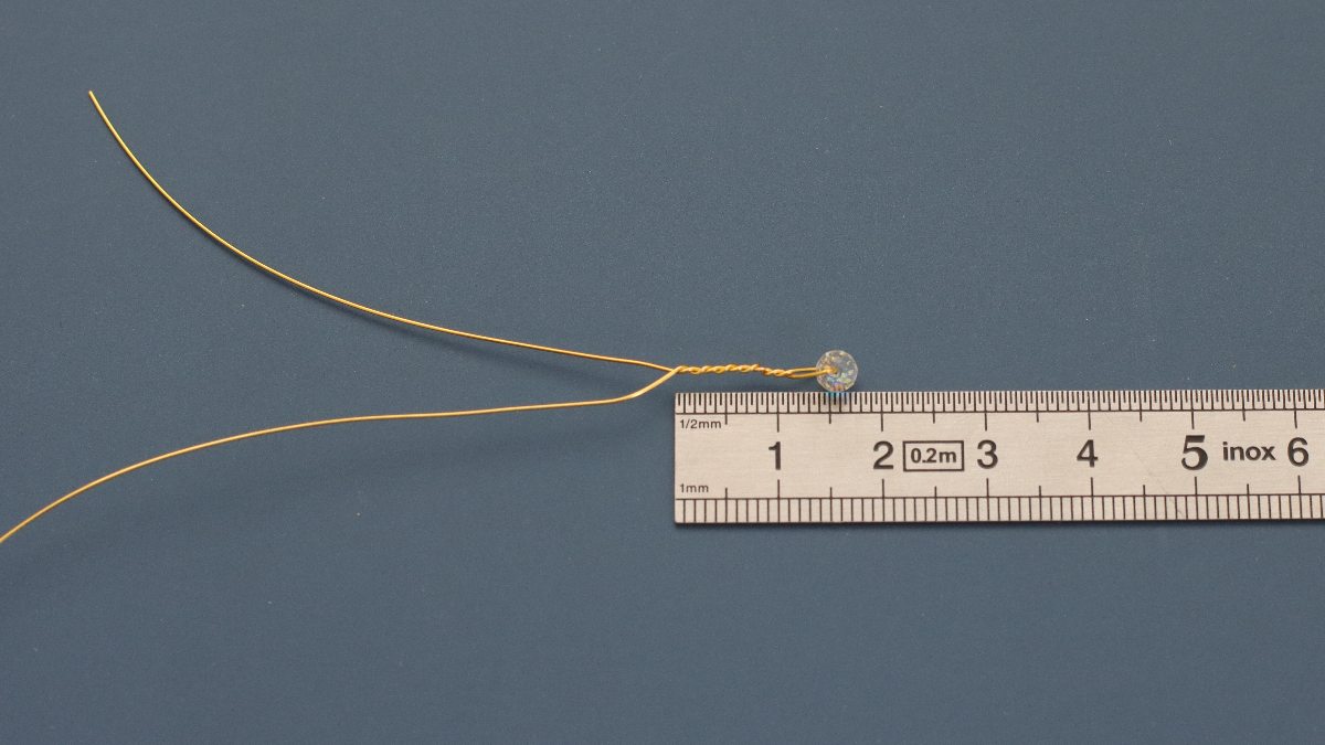 DIY Flocon de neige en perles cristal et fil métallique : Etape 2