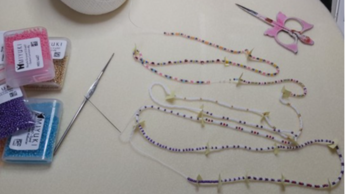 Boule de Noël au crochet en perles Miyuki et meshs PureCrystal : Etape 2