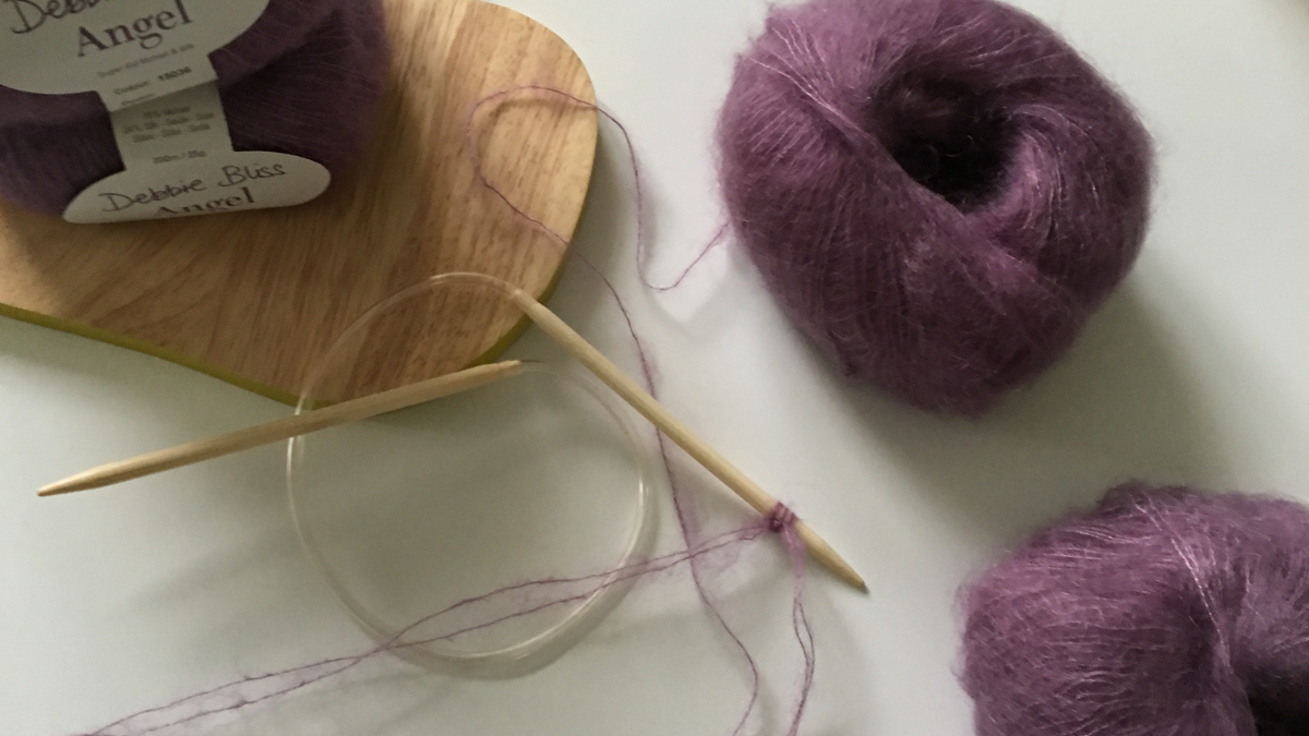 DIY tricot - Trendy châle avec pompons en laine mohair et soie : Etape 1