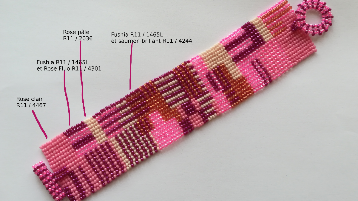 DIY Manchette large motif abstract tissage herringbone et peyote en rocailles Miyuki 11/0 : Etape 7 DIY Manchette large motif abstract tissage herringbone et peyote en rocailles Miyuki 11/0 : Etape 7