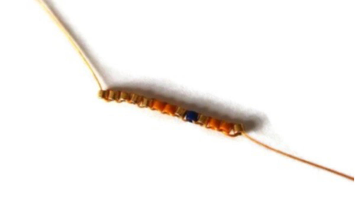 Bracelet intercalaire hexagonal et tissage brickstitch : Etape 1