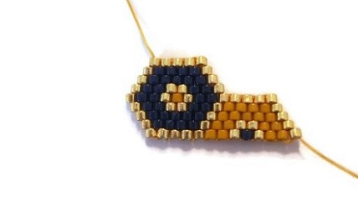 Bracelet intercalaire hexagonal et tissage brickstitch : Etape 2