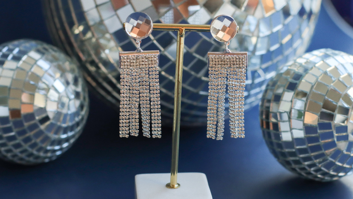 Schéma DIY Boucles d'oreilles pendantes Crystal Mesh strass et cabochons PureCrystal