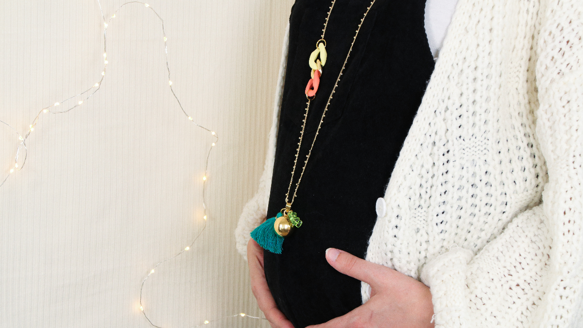 Schéma DIY Bola de grossesse tendance avec gros maillons et ourson