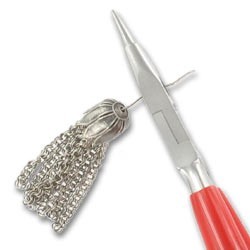 Comment utiliser une coquille pour faire un pompon avec des chaines ? : Etape 10